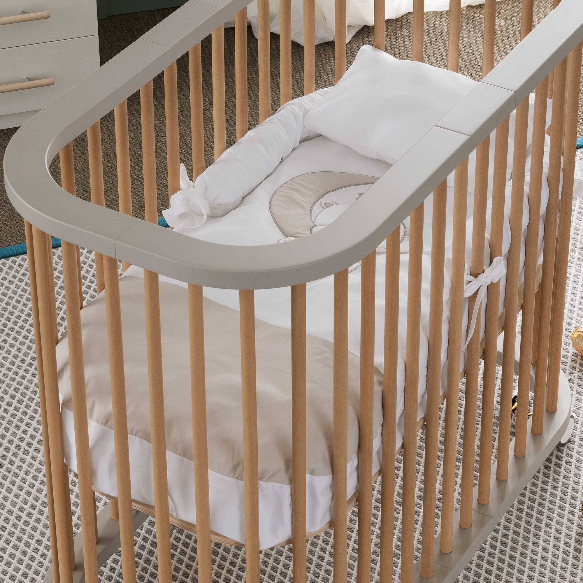 Piumone lettino/culla SUNNY con ricamo colore tortora